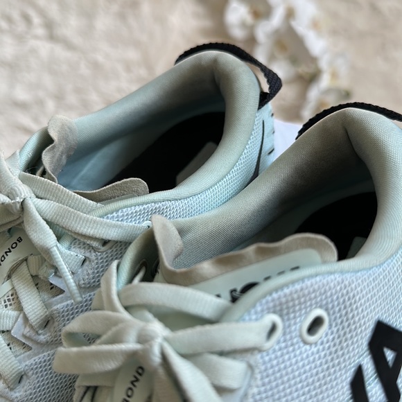 Hoka One One Women’s Bondi X Running Shoe BGBS Size 8.5B - Picture 12 of 12